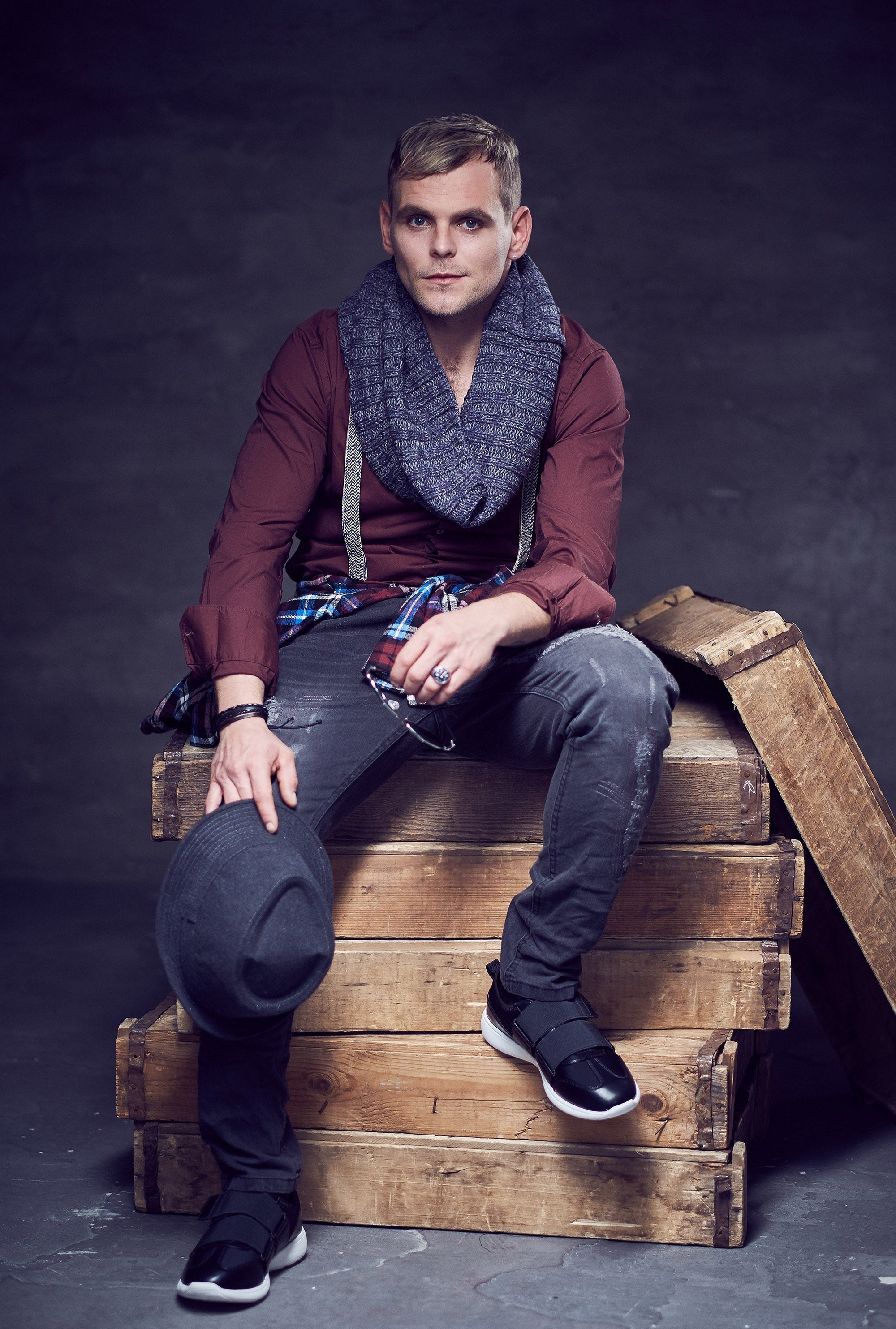 MEN JEANS