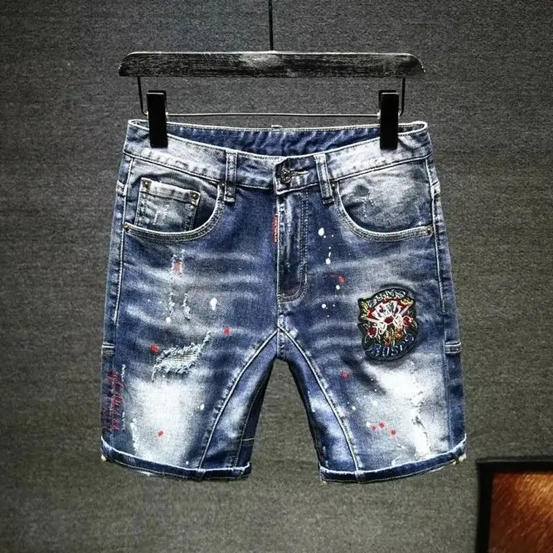 RippedTrendy Slim-fit Five-point shorts